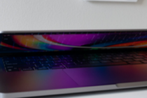 2021年MacBookPro更新可能采用M1X芯片屏幕下方无品牌标识