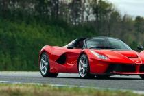 2017年法拉利LaFerrari Aperta在一天内创下了创纪录的400万美元